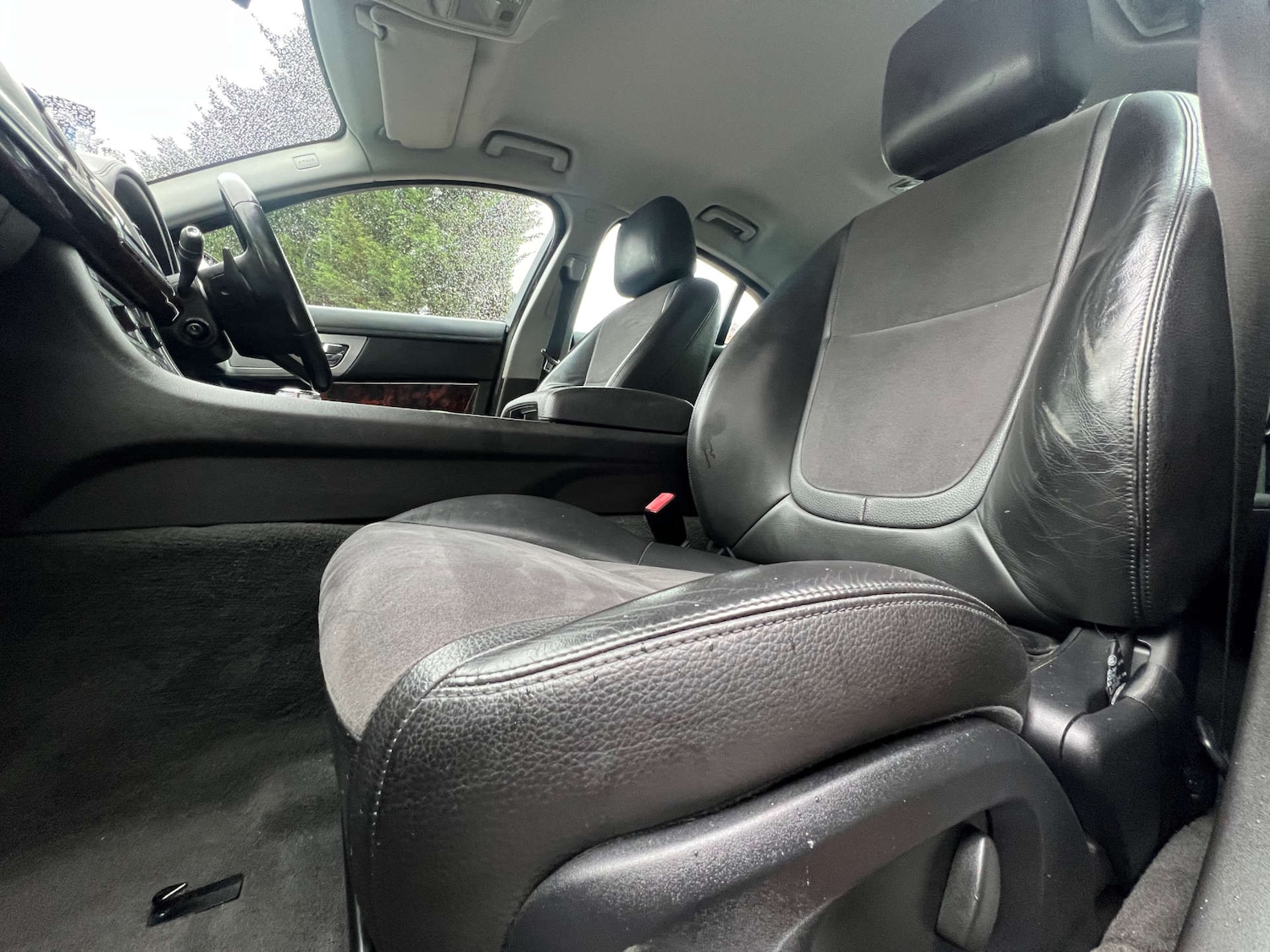 Used Jaguar XF 2012 for sale - 77152859: Photo 26