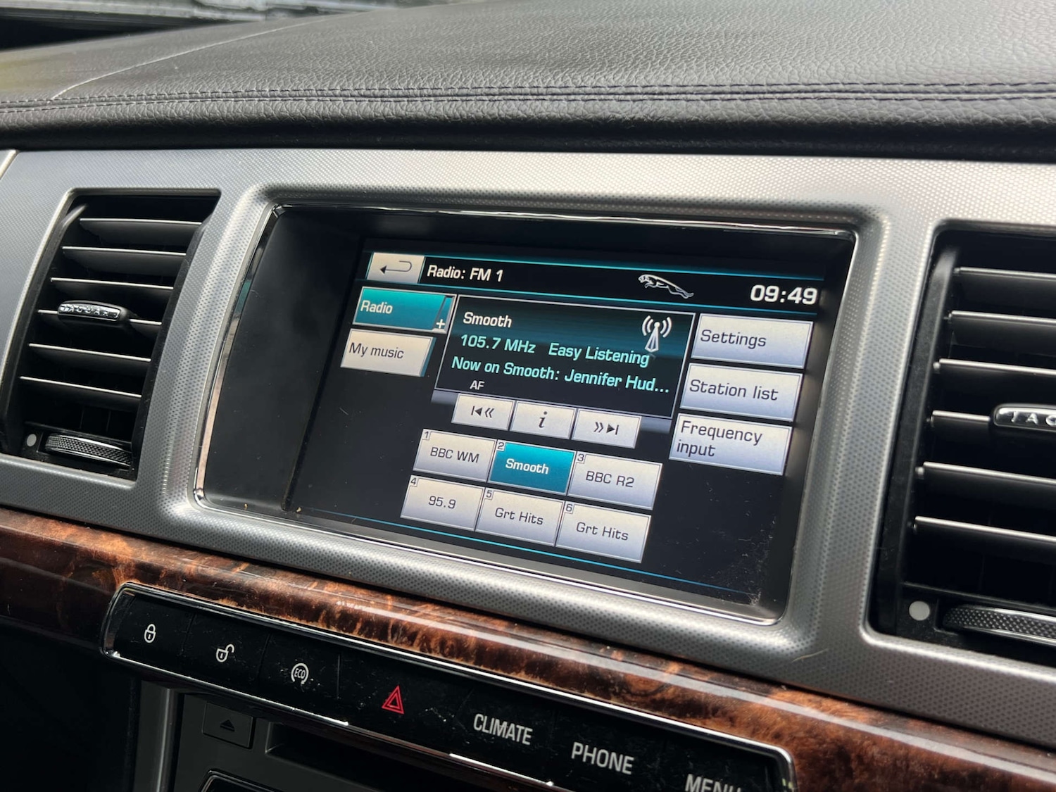 Used Jaguar XF 2012 for sale - 77152859: Photo 42