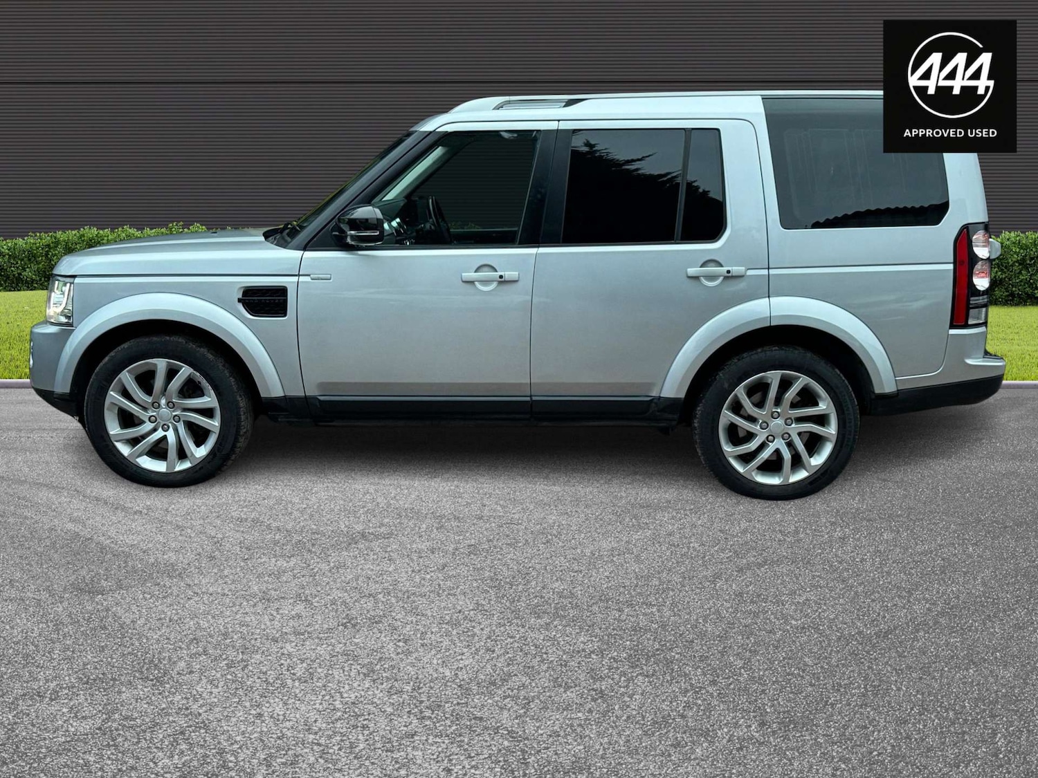 Used Land Rover Discovery 2016 for sale - 77152847: Photo 10