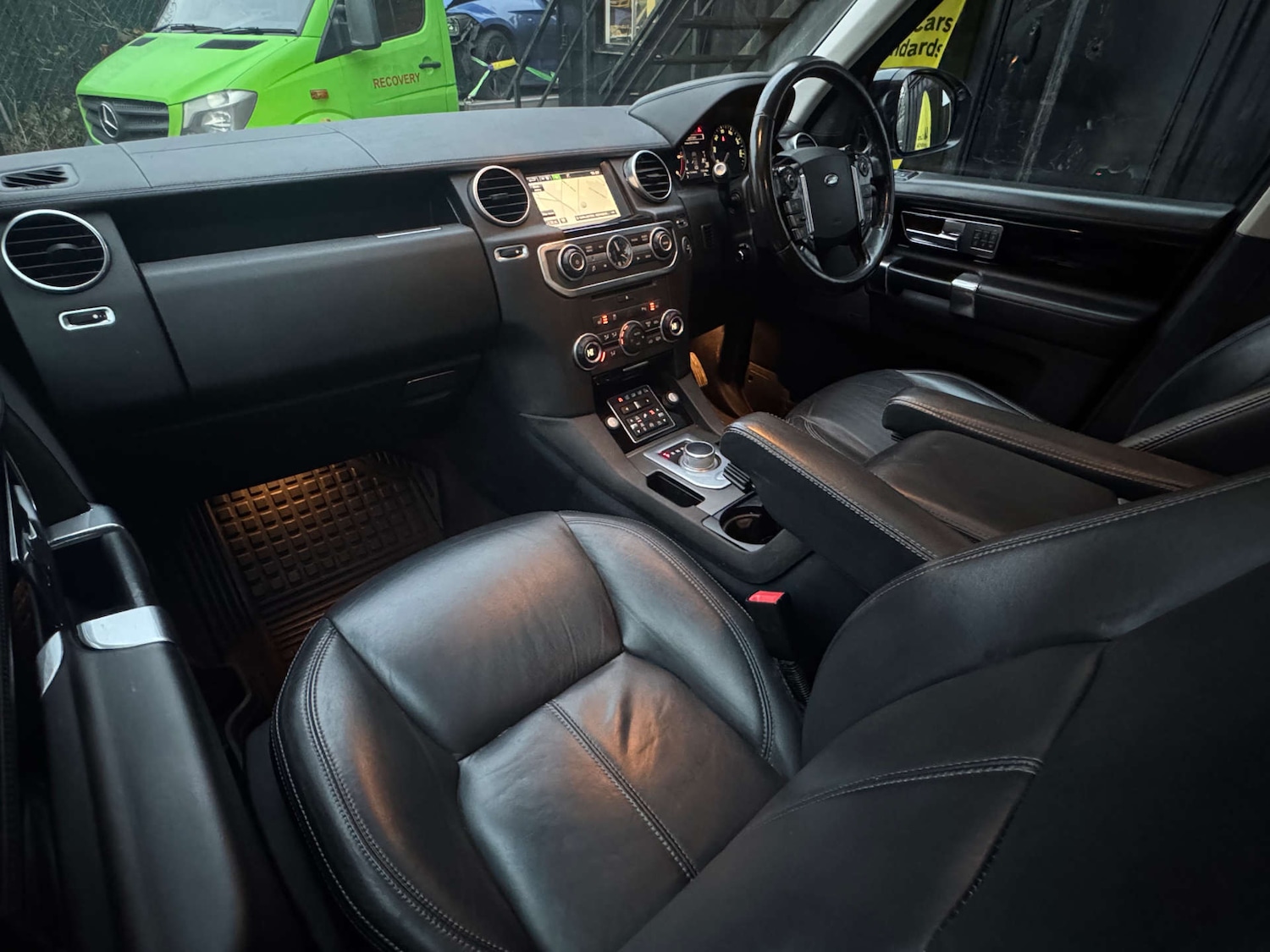 Used Land Rover Discovery 2016 for sale - 77152847: Photo 26