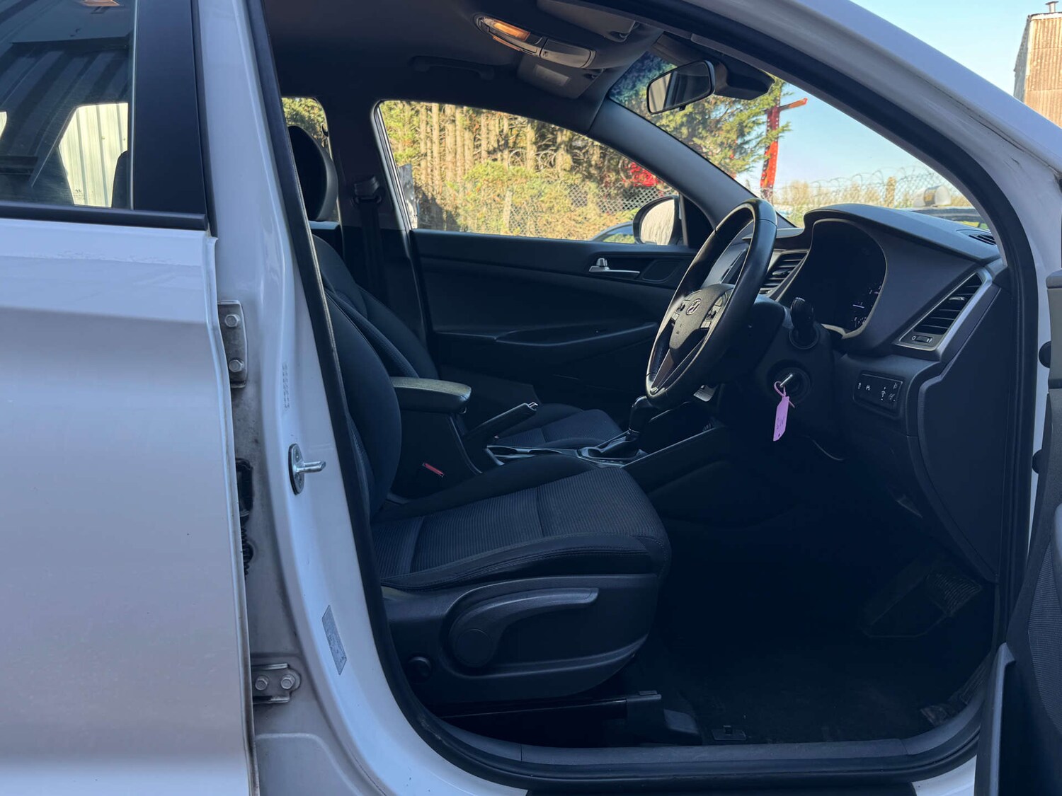 Used Hyundai TUCSON 2015 for sale - 77937287: Photo 17