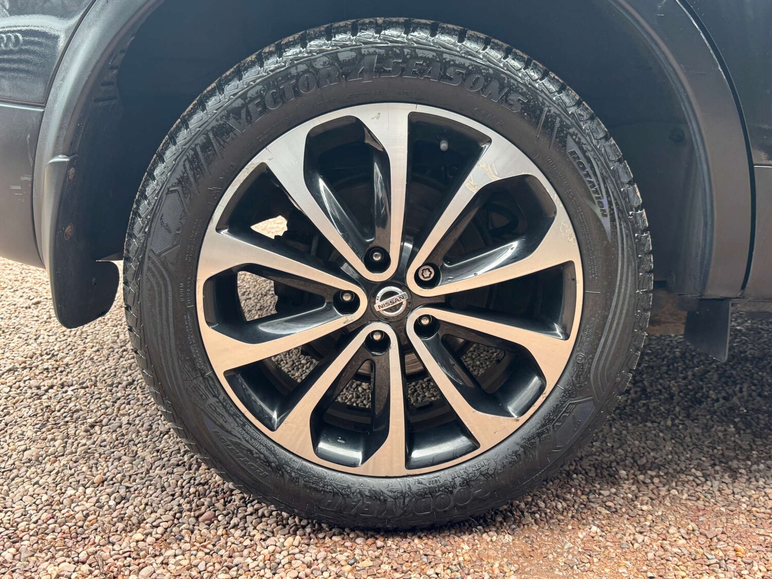 Used Nissan Qashqai 2012 for sale - 77877325: Photo 63