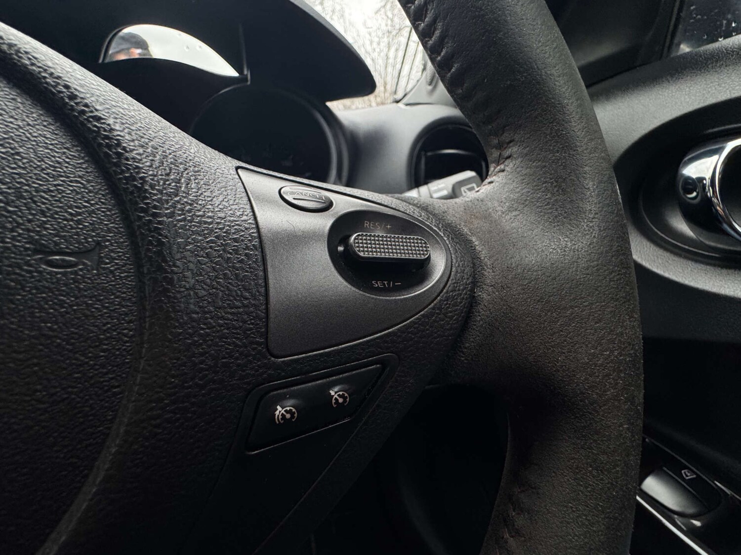 Used Nissan Juke 2013 for sale - 77702620: Photo 29