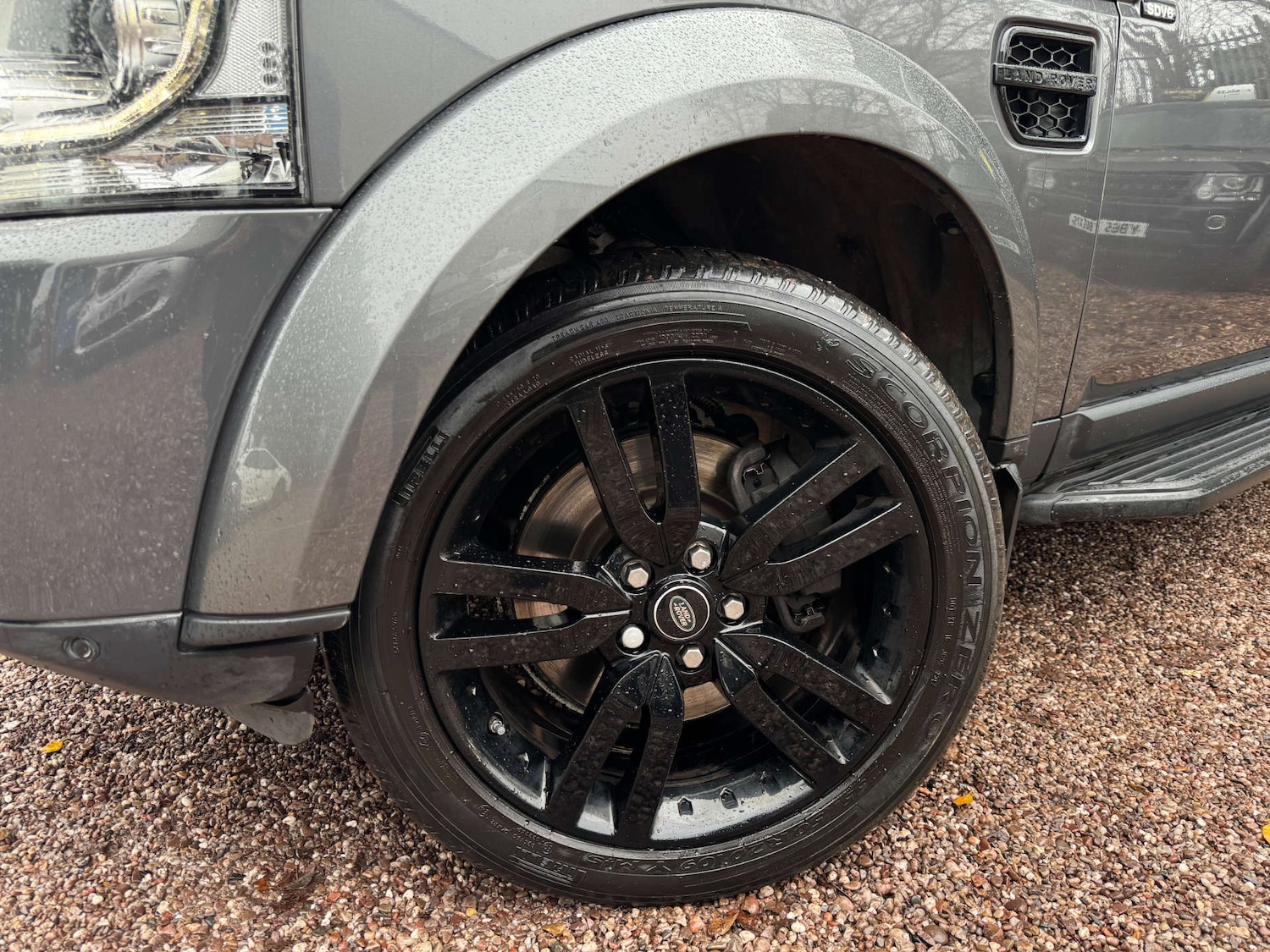 Used Land Rover Discovery 2015 for sale - 77152845: Photo 15