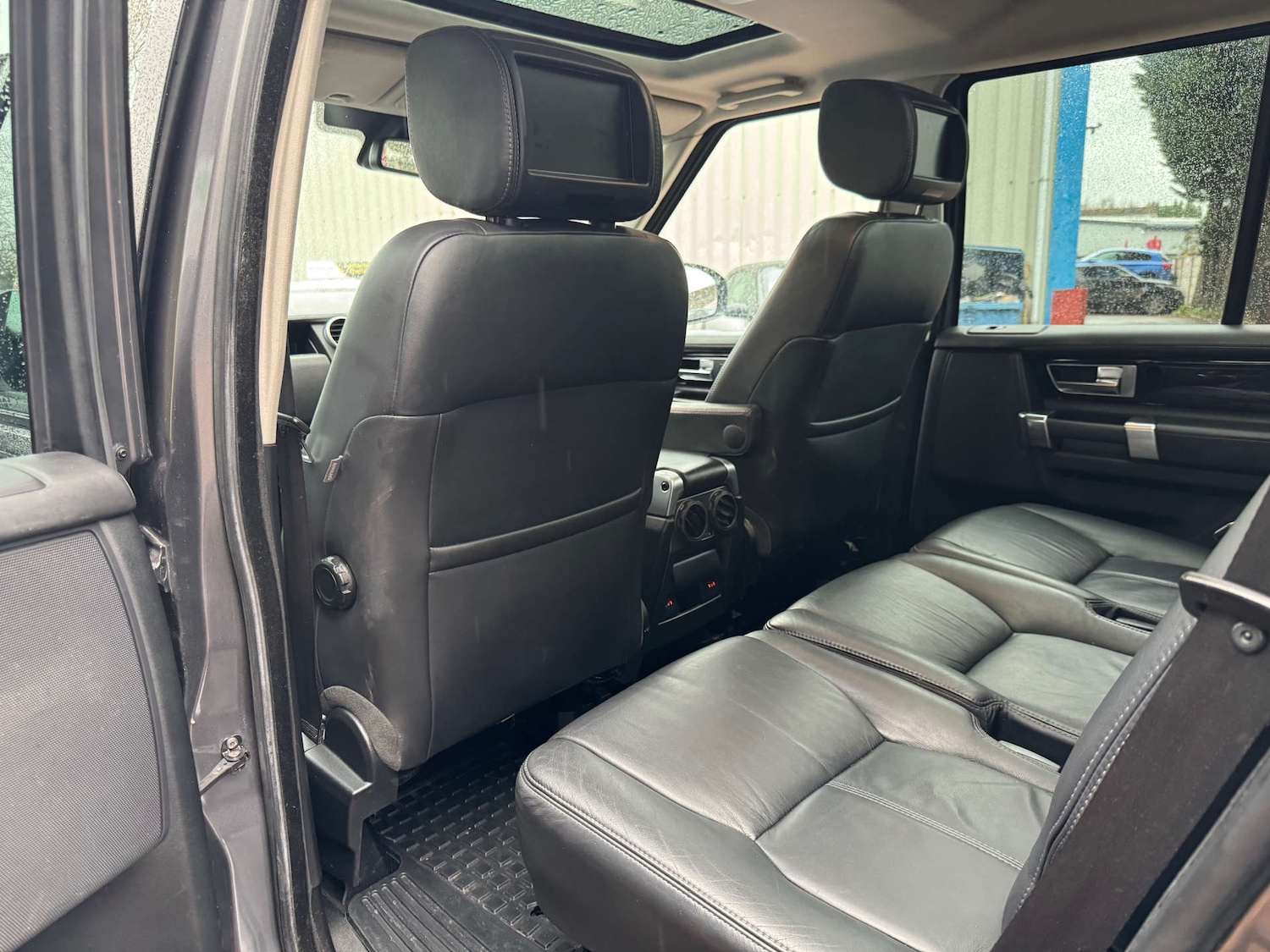 Used Land Rover Discovery 2015 for sale - 77152845: Photo 28