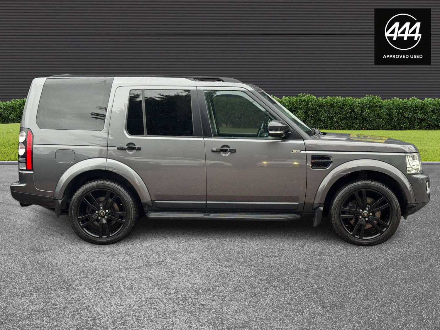 Used Land Rover Discovery 2015 for sale - 77152845: Photo 4