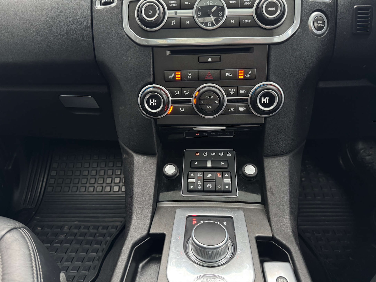 Used Land Rover Discovery 2015 for sale - 77152845: Photo 56