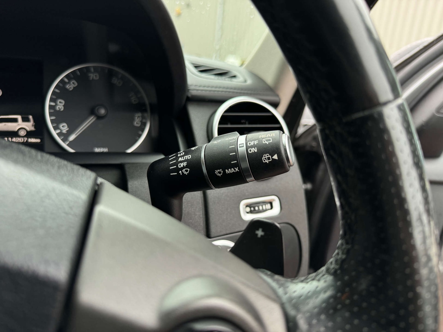 Used Land Rover Discovery 2015 for sale - 77152845: Photo 59