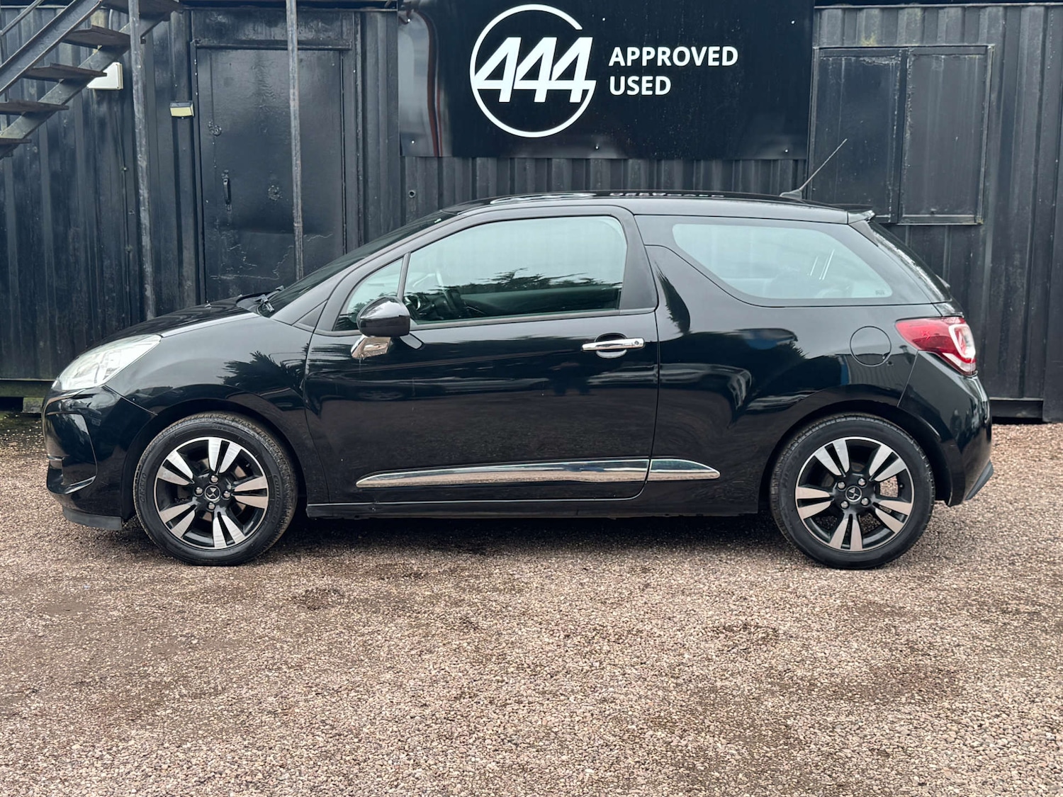 Used DS Automobiles DS 3 2016 for sale - 77749058: Photo 11
