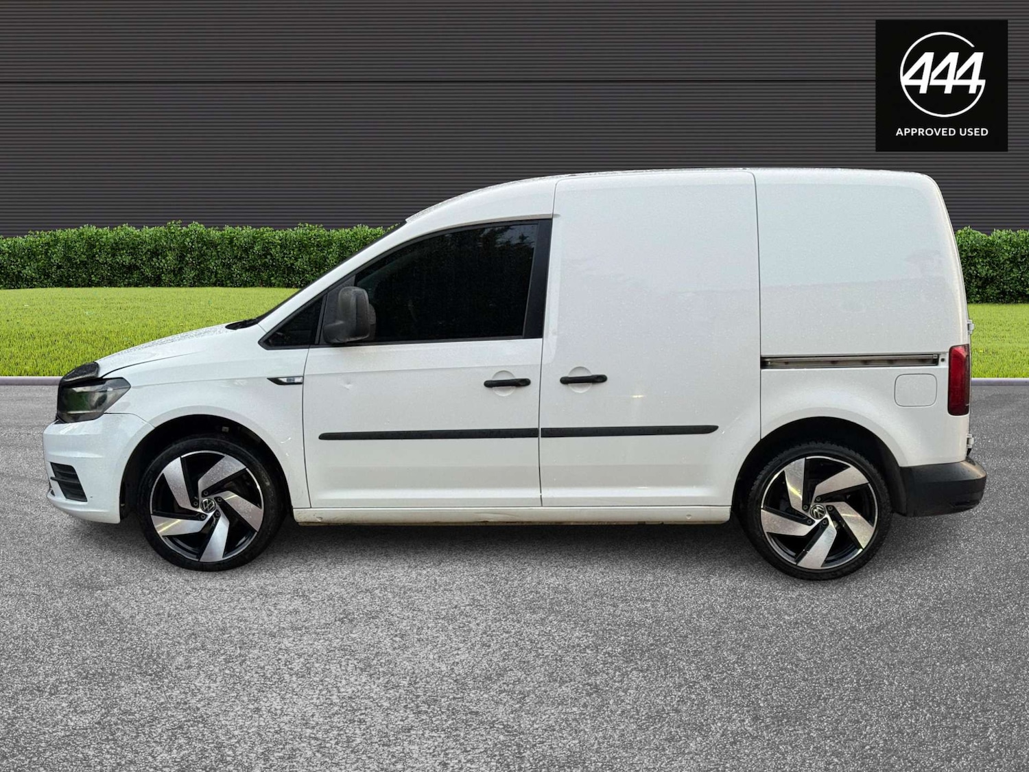 Used Volkswagen Caddy 2016 for sale - 77312224: Photo 4