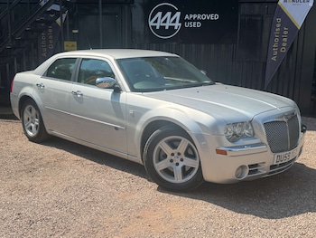 Used Chrysler 300C 2009 for sale - 79165248: Photo
