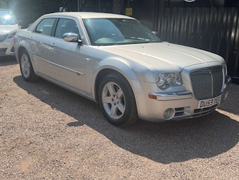 Used Chrysler 300C 2009 for sale - 79165248: Photo