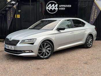 Used Skoda Superb 2016 for sale - 79858173: Photo