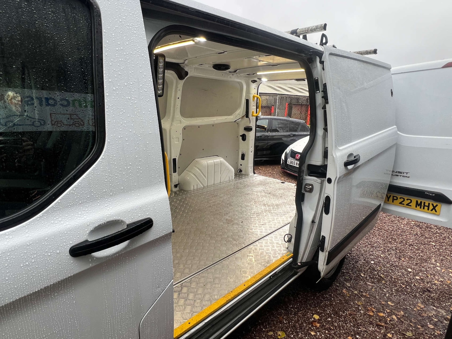 Used Ford Transit Custom 2022 for sale - 77152851: Photo 31