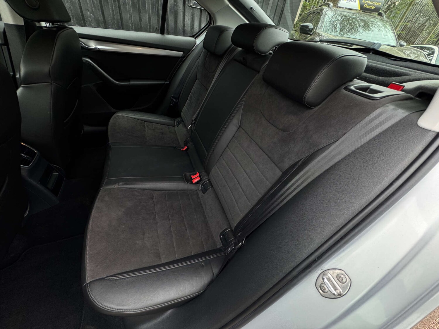 Used Skoda Octavia 2015 for sale - 78182047: Photo 44