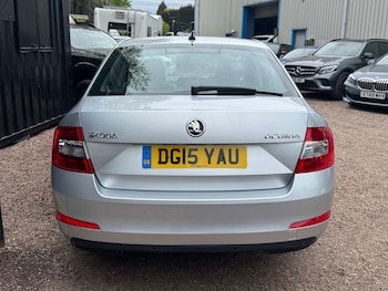 Used Skoda Octavia 2015 for sale - 78182047: Photo