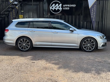 Used Volkswagen Passat 2015 for sale - 79418055: Photo