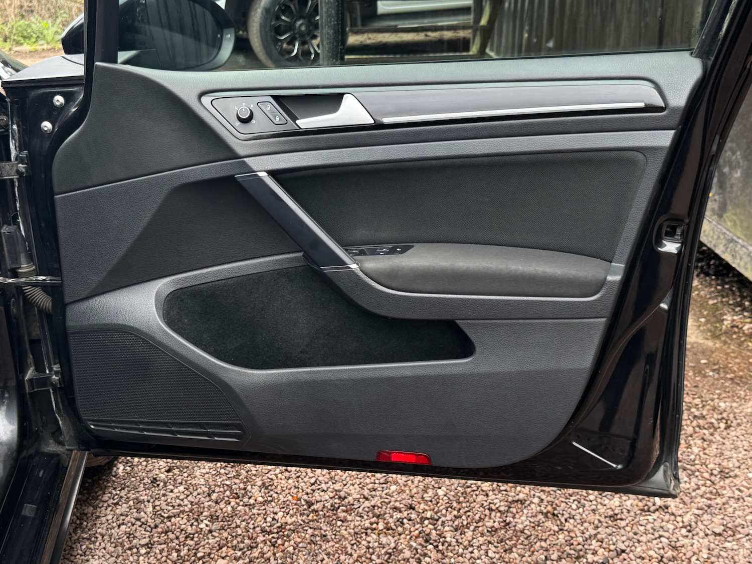 Used Volkswagen Golf 2017 for sale - 77523335: Photo 21