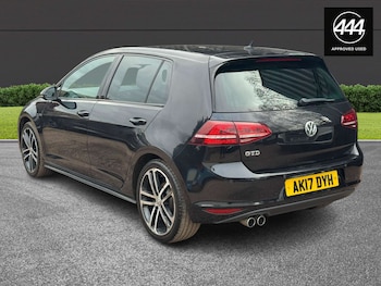 Used Volkswagen Golf 2017 for sale - 77523335: Photo