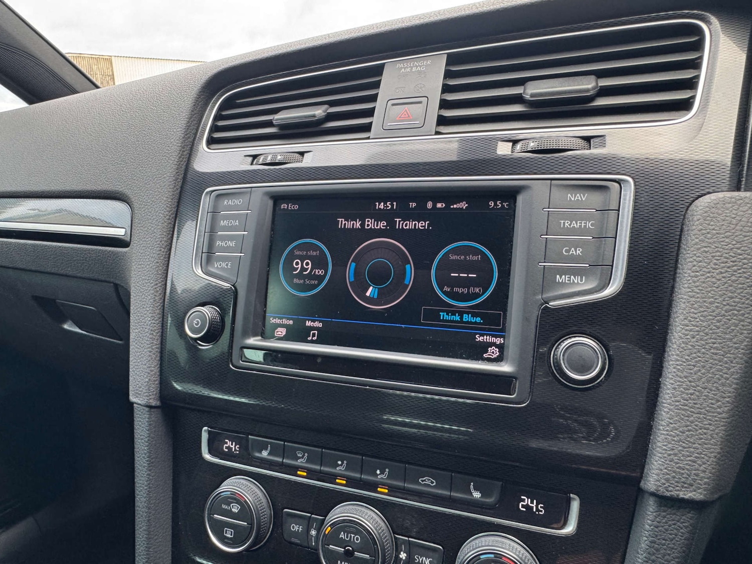 Used Volkswagen Golf 2017 for sale - 77523335: Photo 34