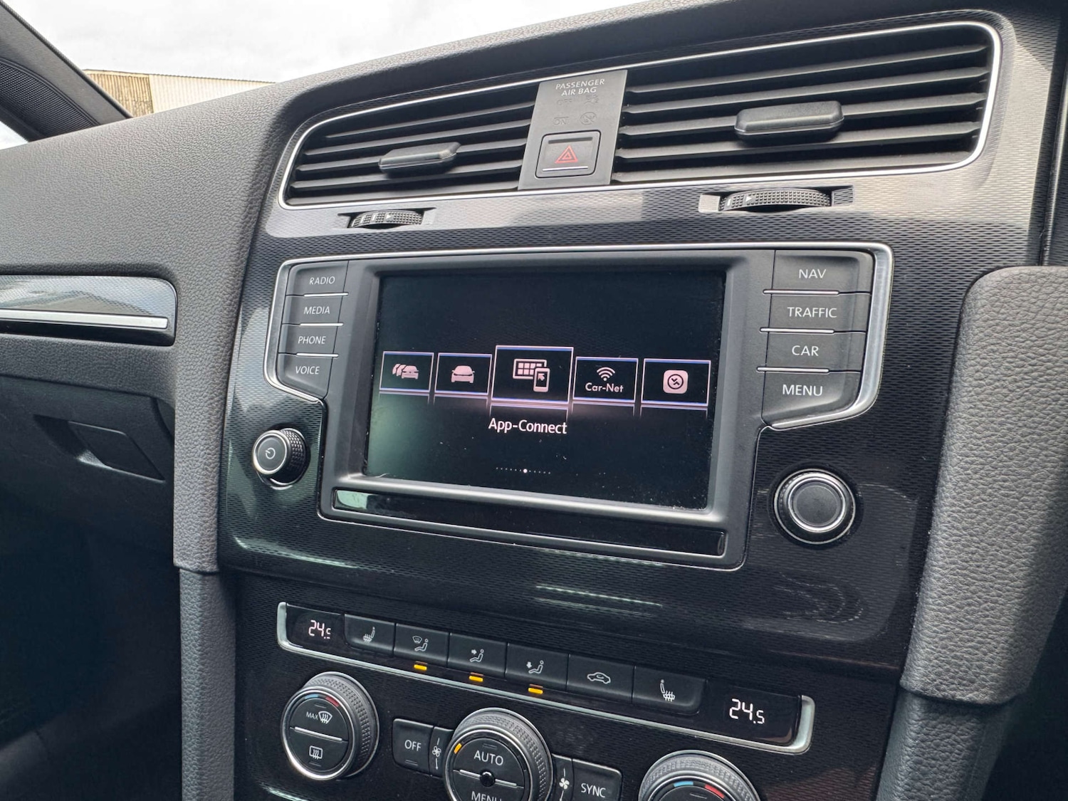 Used Volkswagen Golf 2017 for sale - 77523335: Photo 35