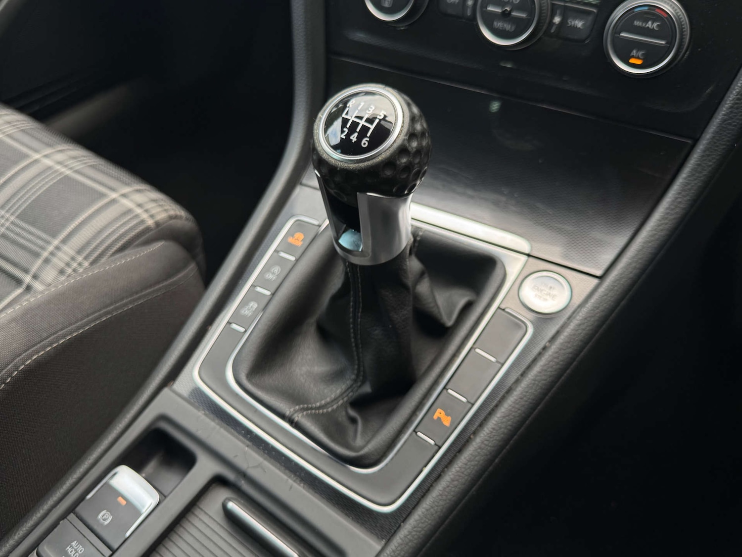 Used Volkswagen Golf 2017 for sale - 77523335: Photo 37