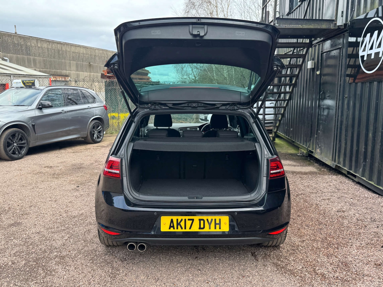 Used Volkswagen Golf 2017 for sale - 77523335: Photo 42