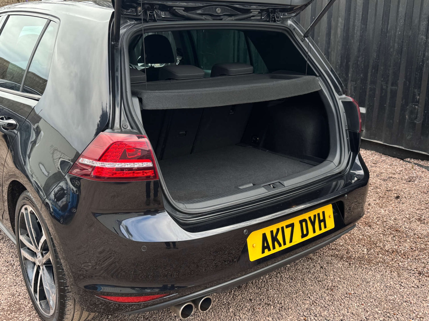 Used Volkswagen Golf 2017 for sale - 77523335: Photo 44