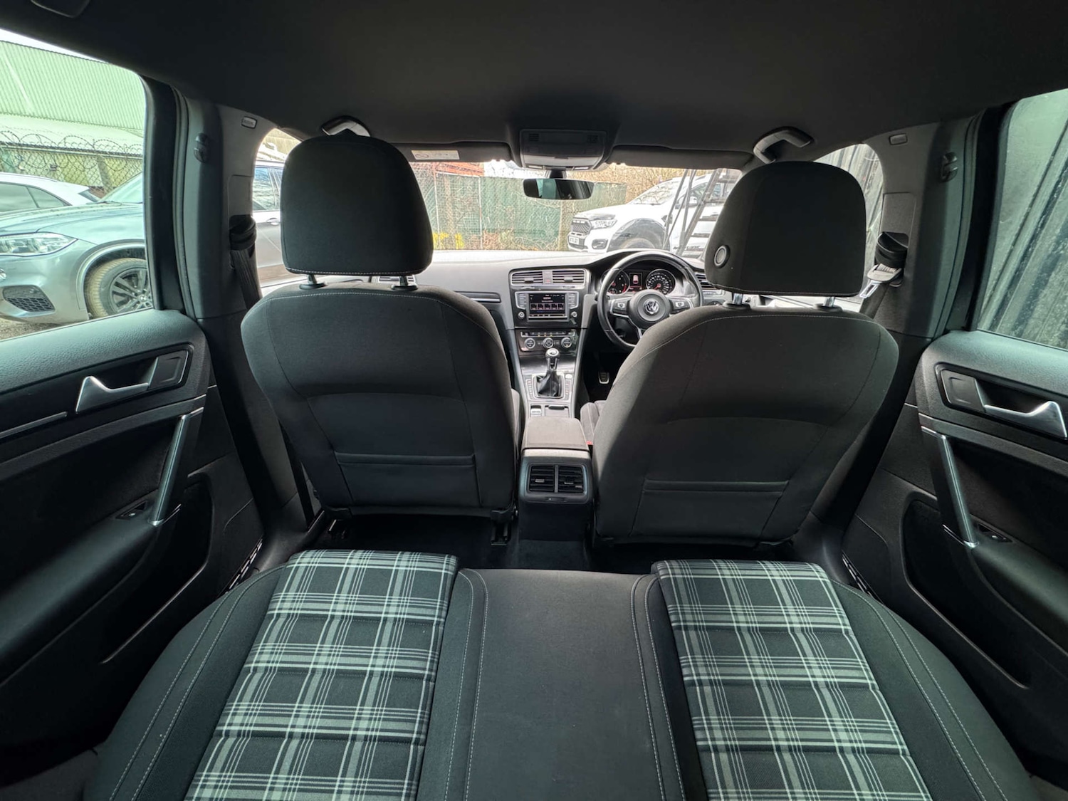 Used Volkswagen Golf 2017 for sale - 77523335: Photo 45