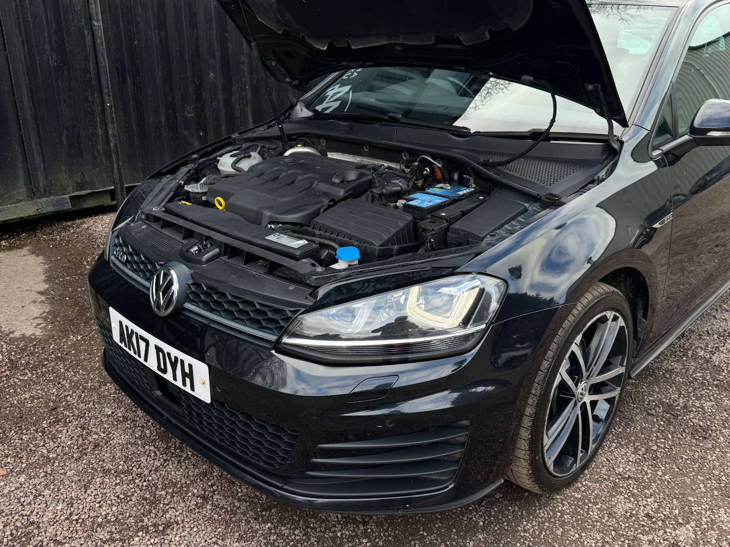 Used Volkswagen Golf 2017 for sale - 77523335: Photo 60