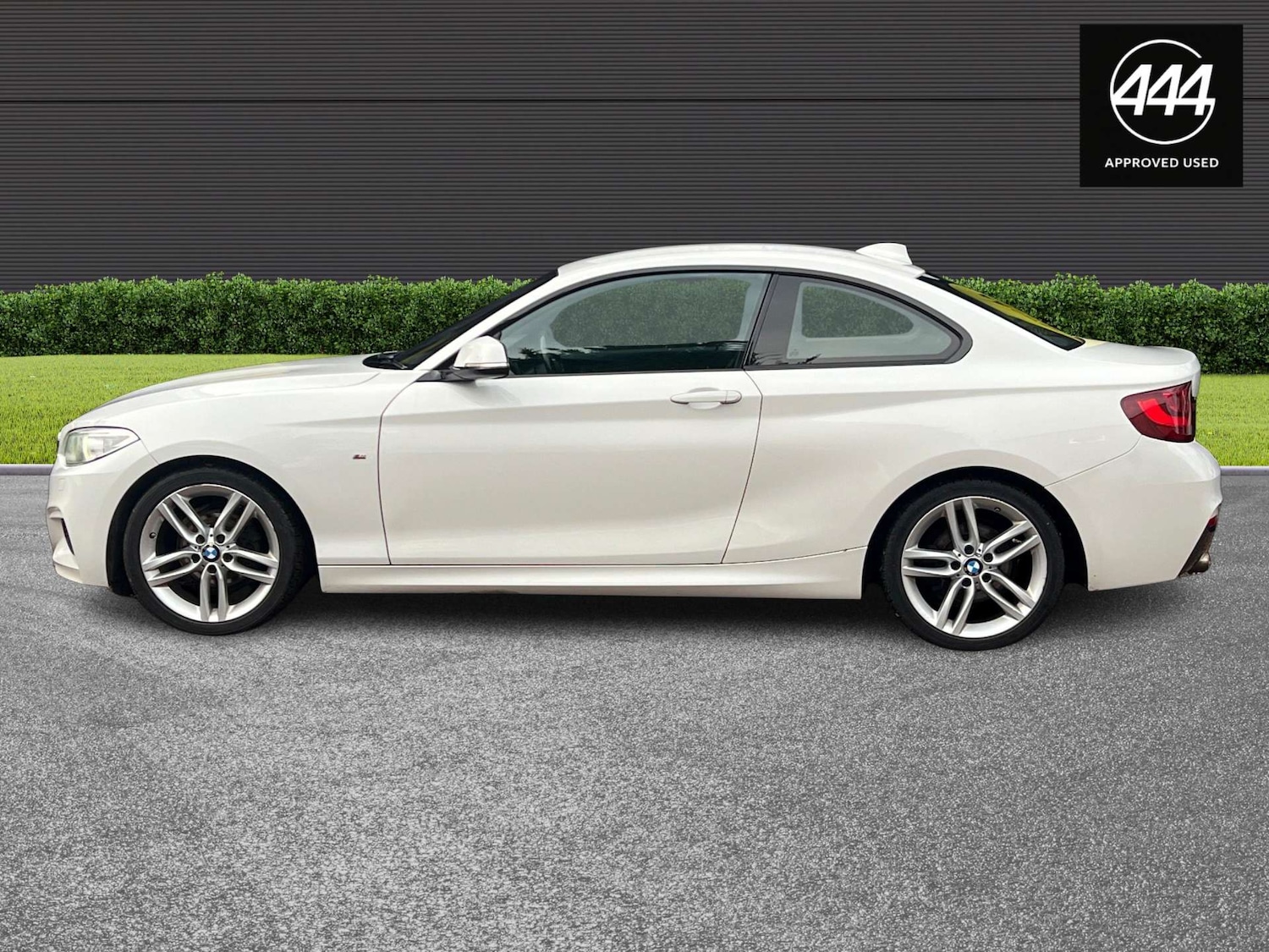 Used BMW 2 Series 2016 for sale - 77138685: Photo 2