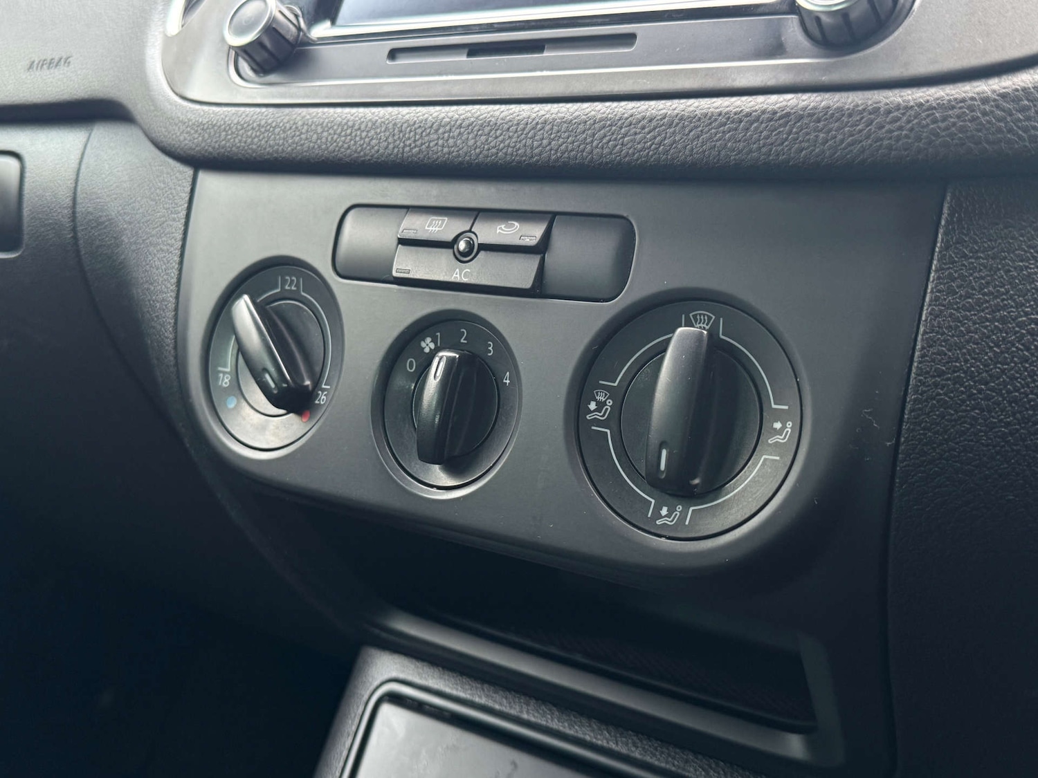 Used Volkswagen Tiguan 2009 for sale - 77272751: Photo 24