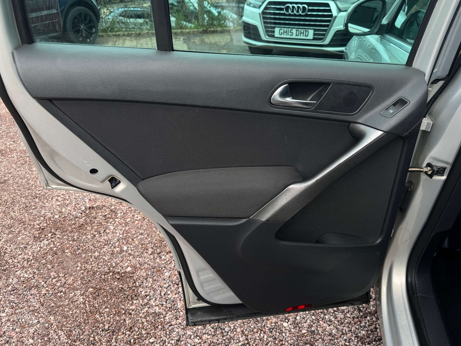 Used Volkswagen Tiguan 2009 for sale - 77272751: Photo 27