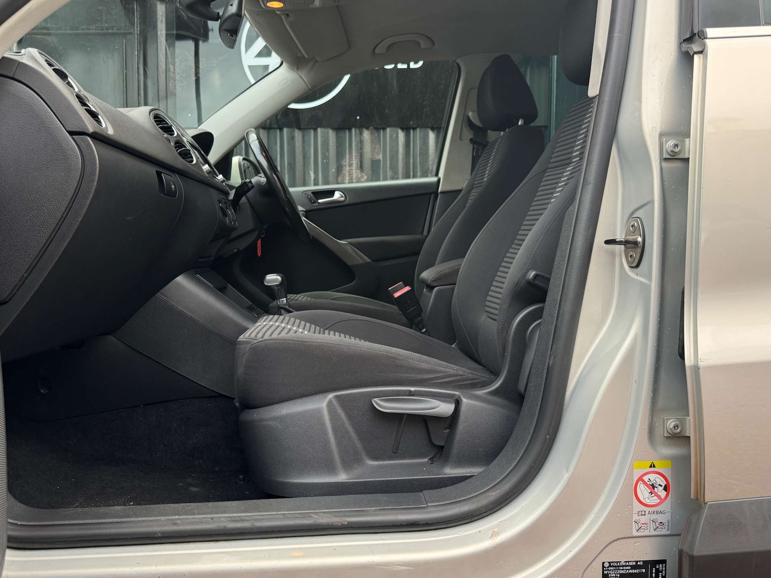 Used Volkswagen Tiguan 2009 for sale - 77272751: Photo 37