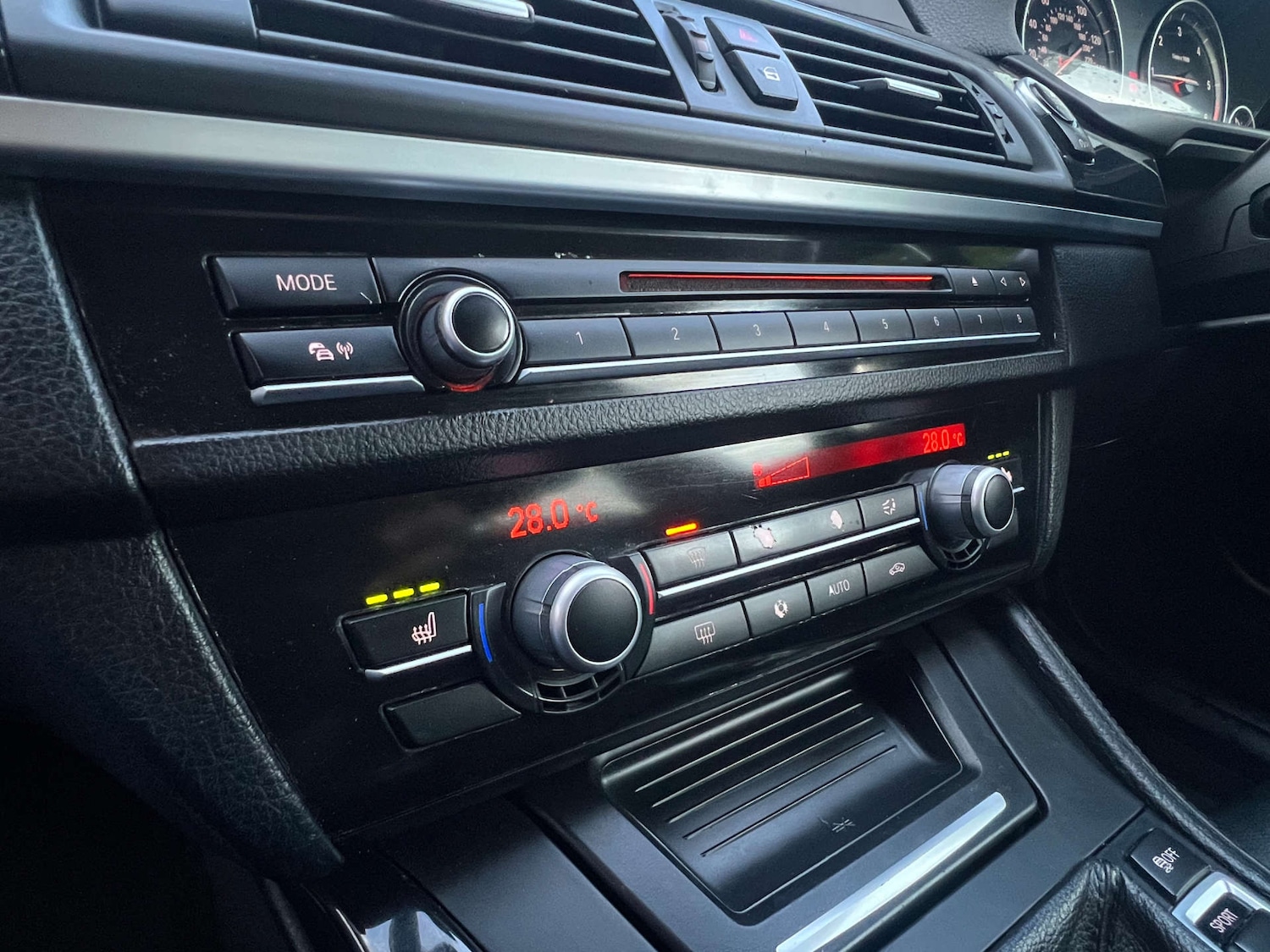 Used BMW 5 Series 2012 for sale - 77152856: Photo 15