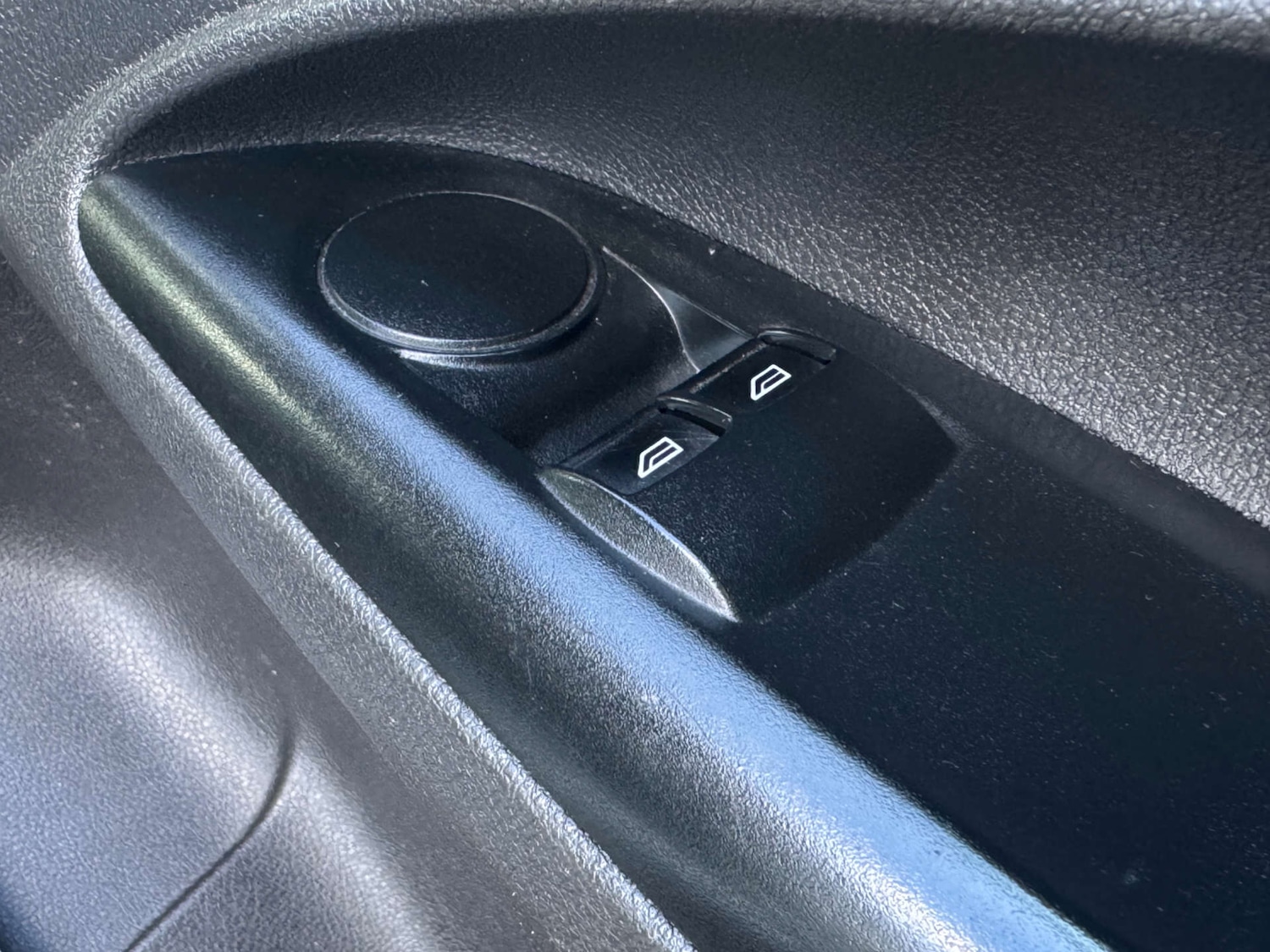 Used Ford Transit Connect 2017 for sale - 78108337: Photo 19