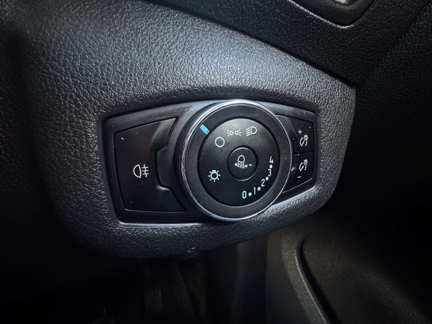 Used Ford Transit Connect 2017 for sale - 78108337: Photo 21