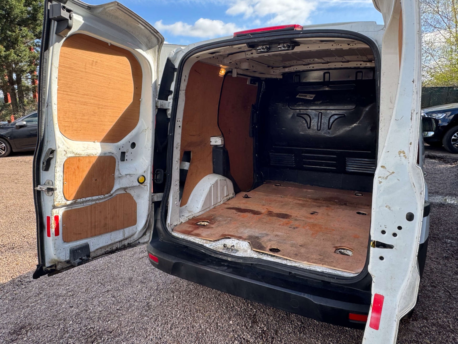 Used Ford Transit Connect 2017 for sale - 78108337: Photo 29