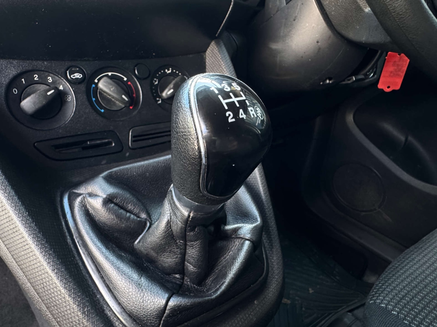 Used Ford Transit Connect 2017 for sale - 78108337: Photo 46