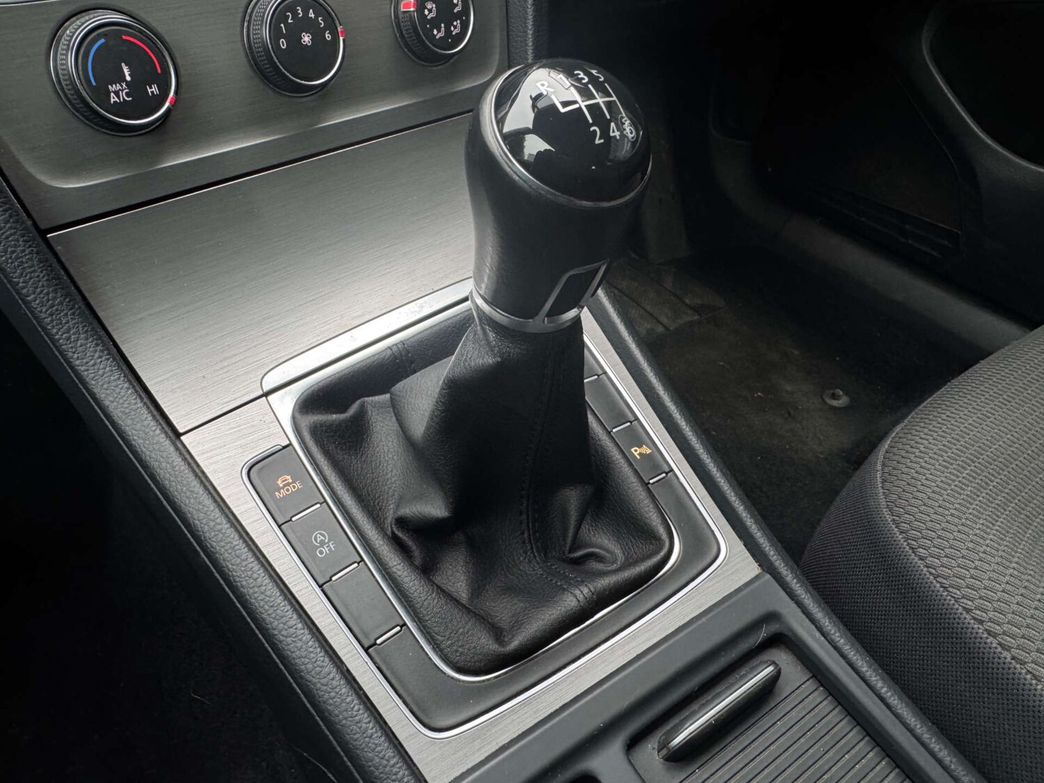 Used Volkswagen Golf 2015 for sale - 77475163: Photo 94