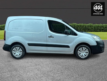 Used Citroen Berlingo 2017 for sale - 77656582: Photo