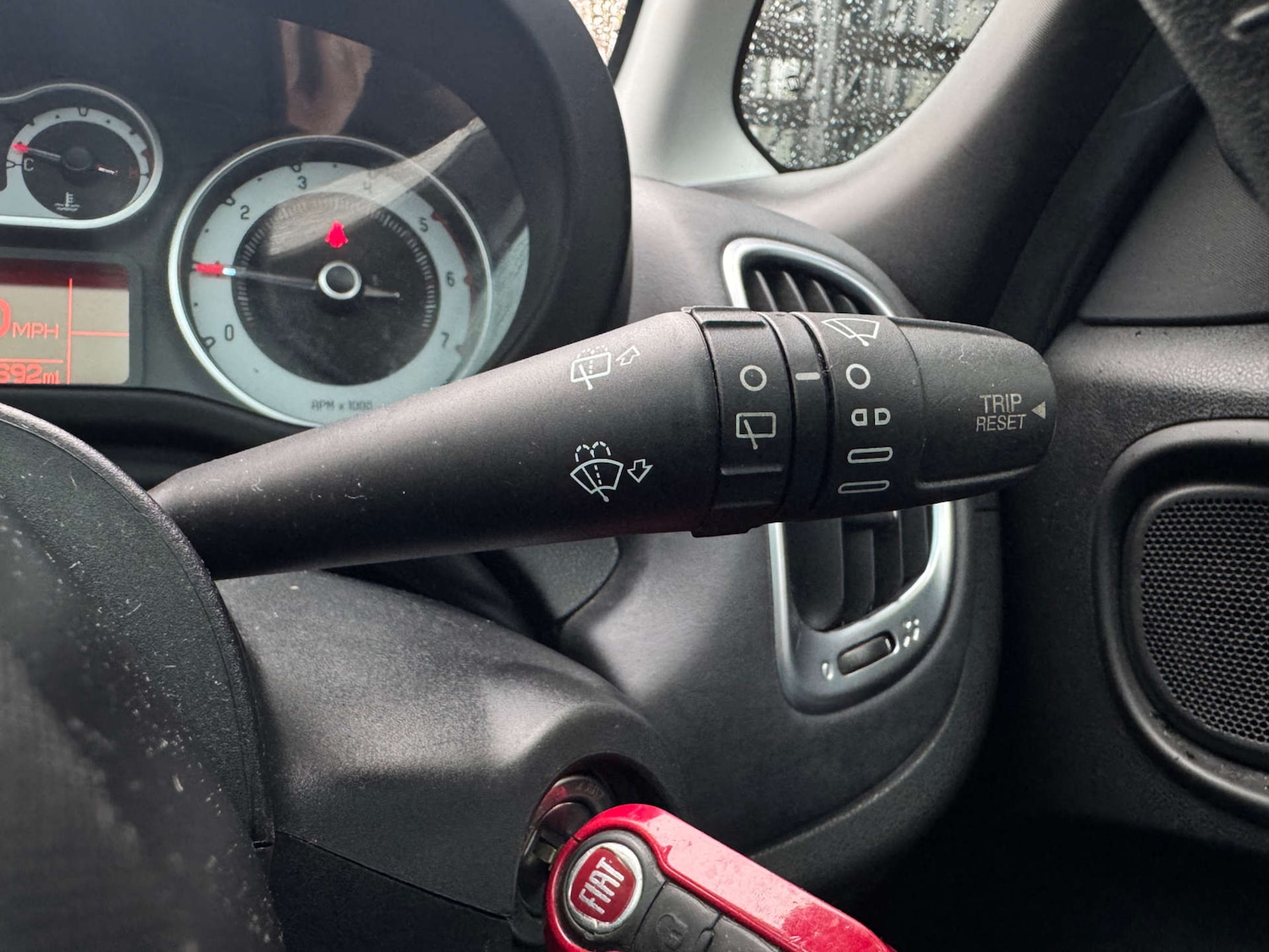 Used Fiat 500L 2013 for sale - 77434644: Photo 28