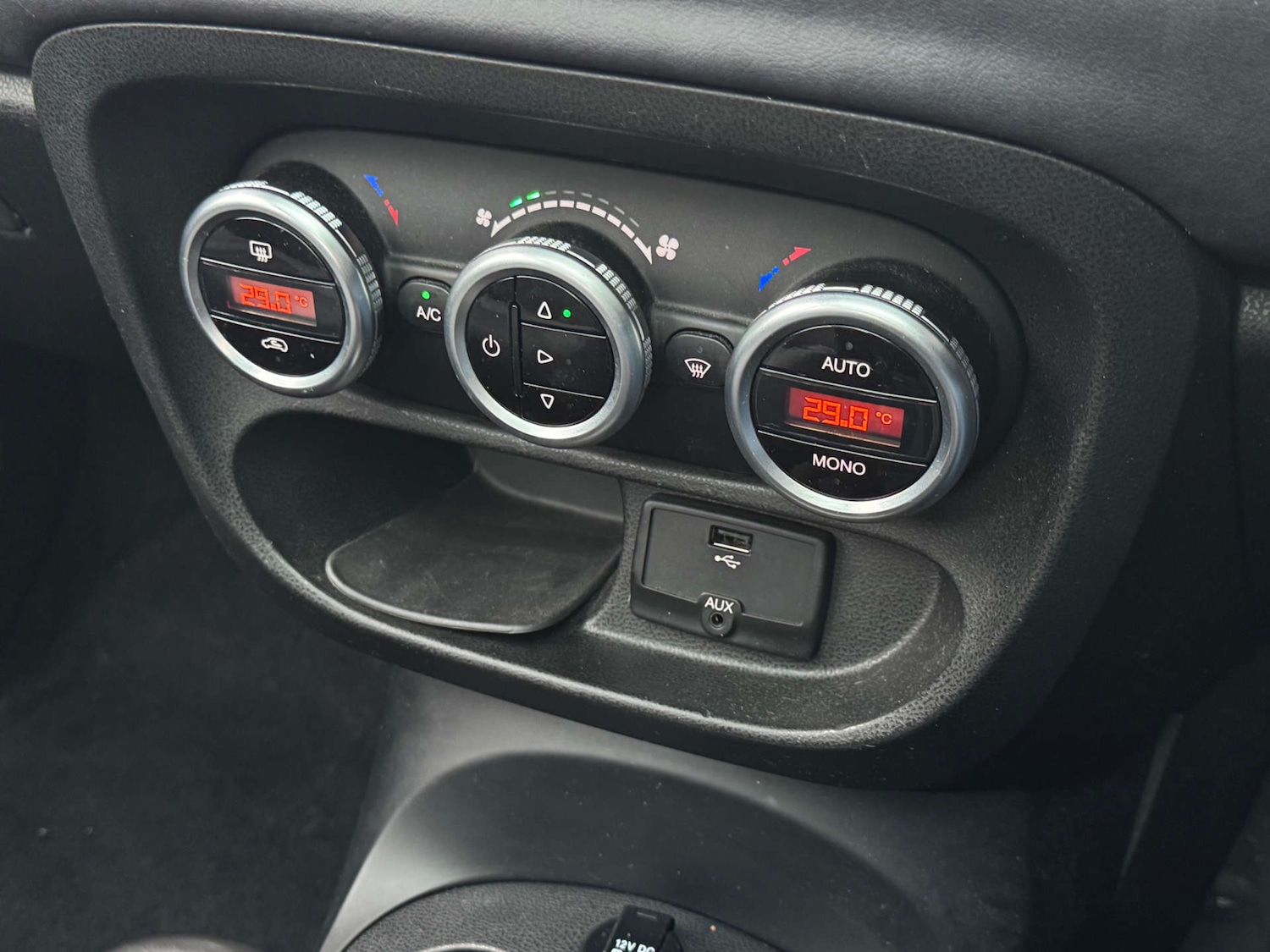 Used Fiat 500L 2013 for sale - 77434644: Photo 31