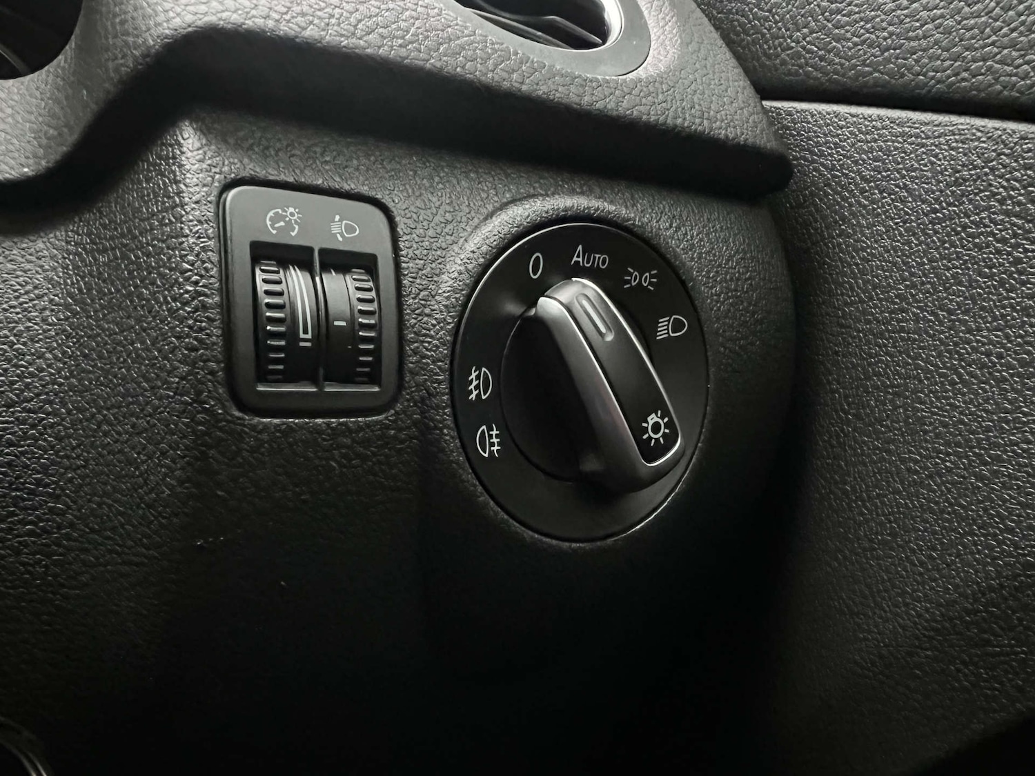 Used Volkswagen Tiguan 2015 for sale - 77148697: Photo 17