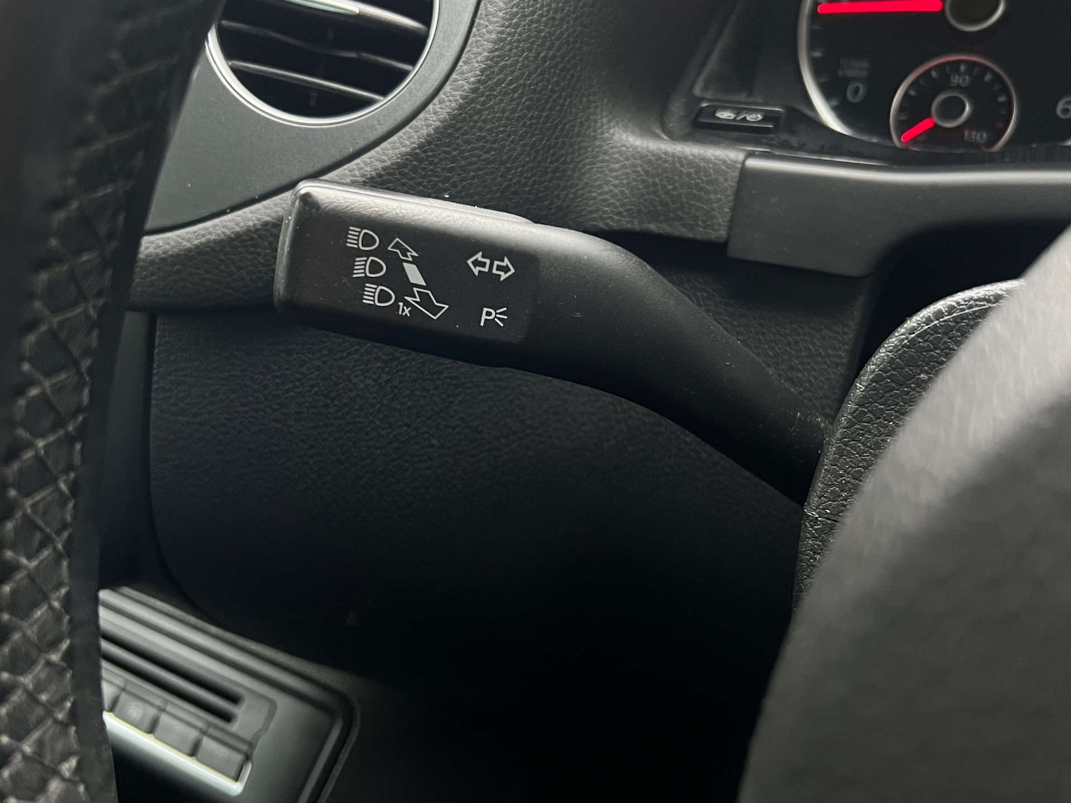 Used Volkswagen Tiguan 2015 for sale - 77148697: Photo 24