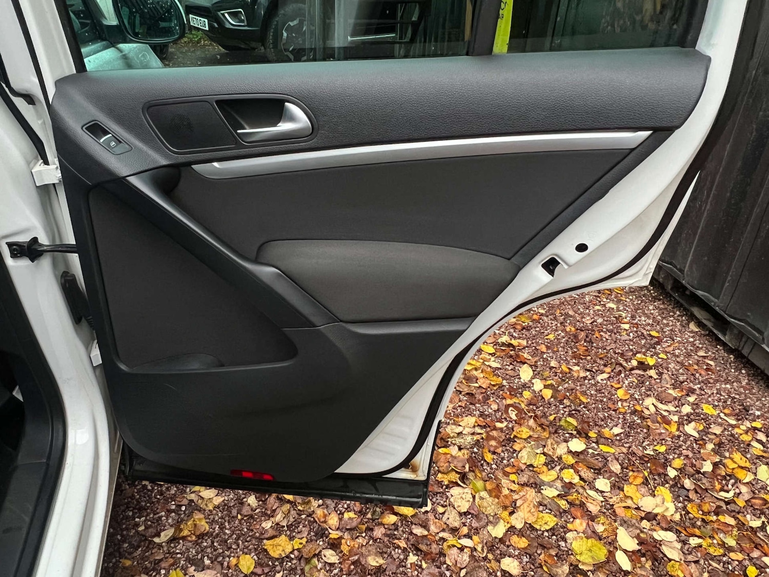 Used Volkswagen Tiguan 2015 for sale - 77148697: Photo 34