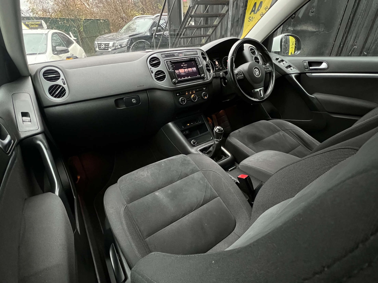 Used Volkswagen Tiguan 2015 for sale - 77148697: Photo 44