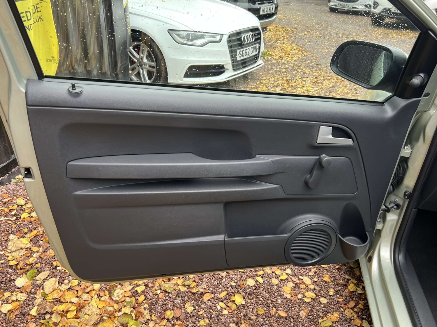 Used Volkswagen Fox 2010 for sale - 77138693: Photo 25