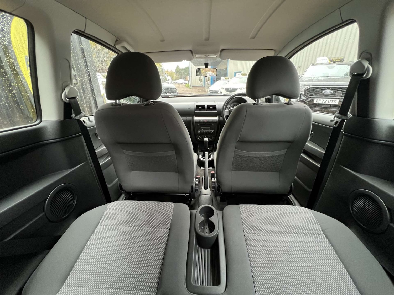 Used Volkswagen Fox 2010 for sale - 77138693: Photo 28