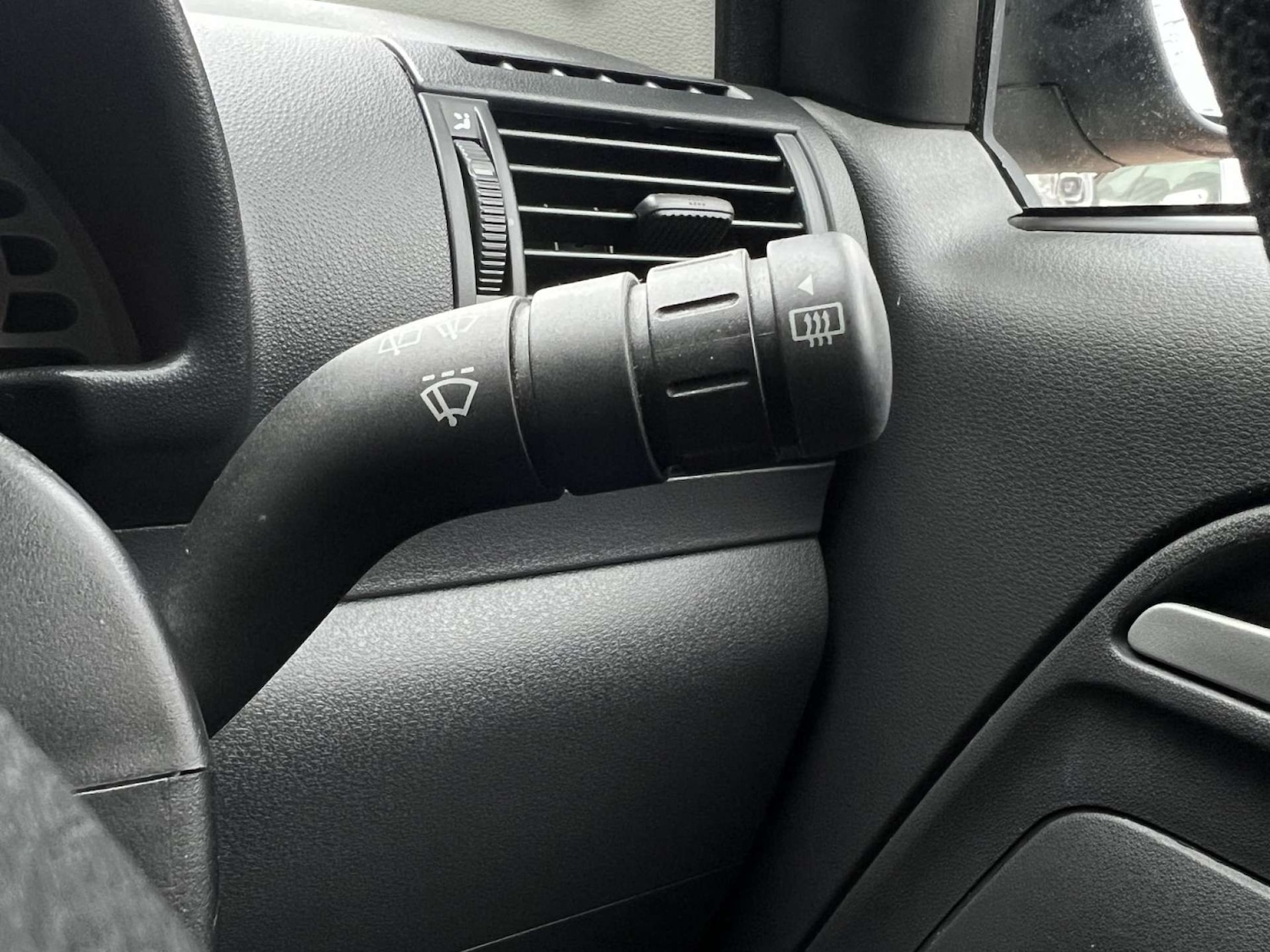 Used Volkswagen Fox 2010 for sale - 77138693: Photo 36